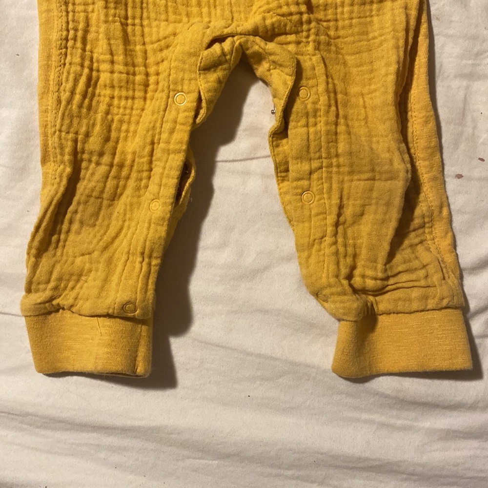 Romper - Picture 3 of 4